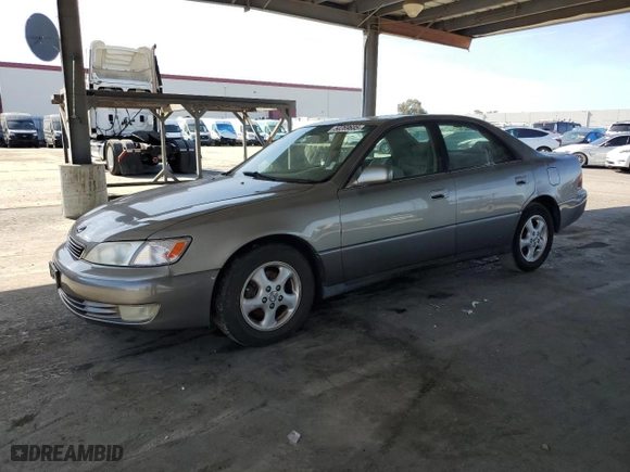 1998 Lexus ES 300 Luxury Sport Sdn with VIN JT8BF28G8W0099162, listed as a Copart auction lot 50269685 with NaN miles and Clean Title. Bid and sale history available at carsss.com. Image 1.