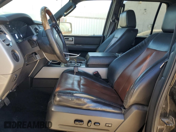 2007 Ford Expedition EL Limited with VIN 1FMFK195X7LA45105, listed as a Copart auction lot 83720814 with 165,751 mi miles and Clean Title. Bid and sale history available at carsss.com. Image 7.
