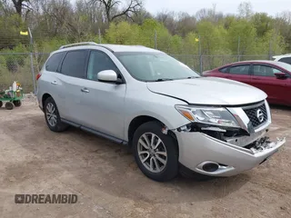 2016 Nissan Pathfinder SV с VIN 5N1AR2MMXGC600841, выставлен на аукционе IAAI как лот 42151505 с пробегом 112 418 миль миль и . История ставок и продаж доступна на DreamBid. Изображение 1.