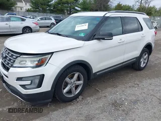 2016 Ford Explorer XLT with VIN 1FM5K8DH3GGD33465, listed as a IAAI auction lot 41949638 with 135,949 mi miles and . Bid and sale history available at carsss.com. Image 17.