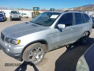 2001 BMW X5 4.4i with VIN WBAFB33581LH23527, listed as a IAAI auction lot 41851365 with 158,858 mi miles. Bid and sale history available at carsss.com. Image 2.