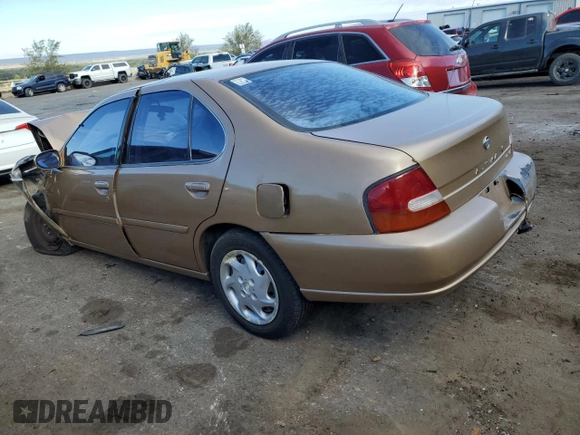 1998 Nissan Altima XE with VIN 1N4DL01D1WC172898, listed as a Copart auction lot 76683414 with 125,610 mi miles and Salvage Title. Bid and sale history available at carsss.com. Image 2.
