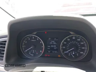 2018 Hyundai Elantra SE z VIN KMHD74LF9JU611364, wystawiony jako IAAI lot #42034415 z przebiegiem 81 450 mil mil oraz . Historia ofert i sprzedaży dostępna na DreamBid. Obrazek 7.