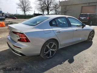 2024 Volvo S60 Core Dark Theme with VIN 7JRL12TK6RG324207, listed as a Copart auction lot 44436235 with 15,658 mi miles and Clean Title. Bid and sale history available at carsss.com. Image 3.