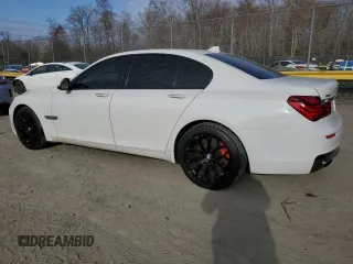 2015 BMW 7 Series 750i xDrive с VIN WBAYB6C50FD225492, выставлен на аукционе Copart как лот 50018225 с пробегом 76 059 миль миль и Списание • Salvage title. История ставок и продаж доступна на DreamBid. Изображение 2.