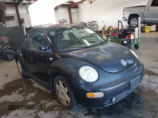 1999 Volkswagen Beetle GLS with VIN 3VWCA21C0XM432509, listed as a IAAI auction lot 42682285 with 184,593 mi miles and . Bid and sale history available at DreamBid. Image 1.