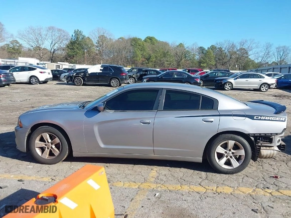 2014 Dodge Charger SE with VIN 2C3CDXBG8EH192960, listed as a IAAI auction lot 41231127 with 184,647 mi miles. Bid and sale history available at carsss.com. Image 14.