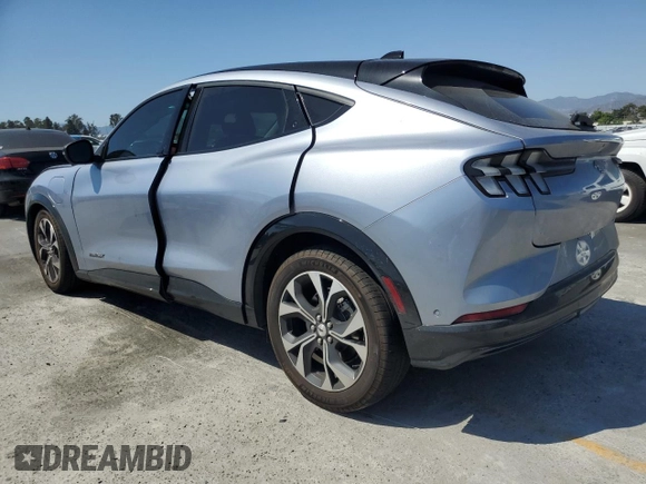 2022 Ford Mustang Mach-E Premium z VIN 3FMTK3R70NMA26901, wystawiony jako Copart lot #58850845 z przebiegiem 24 837 mil mil oraz Szkoda całkowita • Salvage title. Historia ofert i sprzedaży dostępna na DreamBid. Obrazek 2.