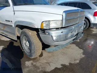 1998 Dodge Ram 1500 with VIN 3B7HF13Z2WG130254, listed as a IAAI auction lot 41323066 with 204,006 mi miles. Bid and sale history available at carsss.com. Image 12.