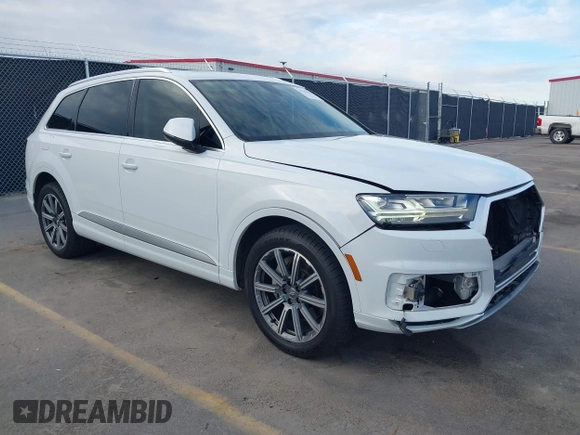 2018 Audi Q7 Premium Plus with VIN WA1LHAF71JD031195, listed as a IAAI auction lot 41219666 with 63,641 mi miles. Bid and sale history available at carsss.com. Image 1.