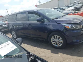 2018 Kia Sedona LX with VIN KNDMB5C16J6424343, listed as a IAAI auction lot 41952305 with 130,439 mi miles. Bid and sale history available at carsss.com. Image 13.