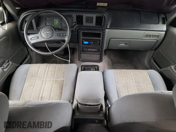 1988 Ford Thunderbird with VIN 1FABP6048JH134905, listed as a Copart auction lot 89320505 with 171,447 mi miles and Clean Title. Bid and sale history available at carsss.com. Image 8.