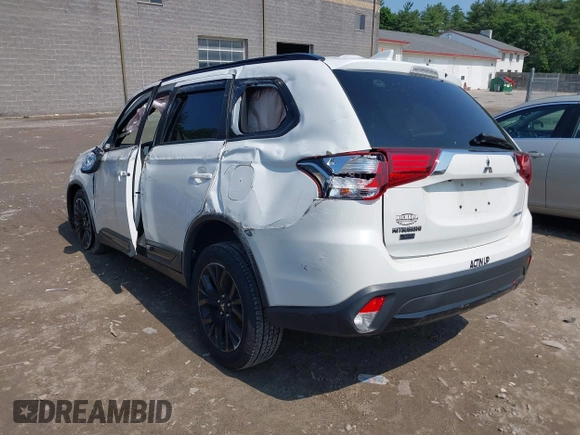 2018 Mitsubishi Outlander ES with VIN JA4AZ3A38JZ034988, listed as a IAAI auction lot 42474272 with 95,066 mi miles and . Bid and sale history available at DreamBid. Image 3.
