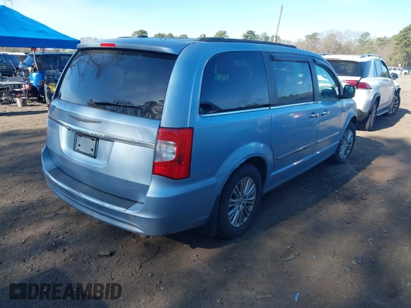 2013 Chrysler Town & Country Touring-L with VIN 2C4RC1CG2DR531435, listed as a IAAI auction lot 42107438 with 119,353 mi miles. Bid and sale history available at carsss.com. Image 4.