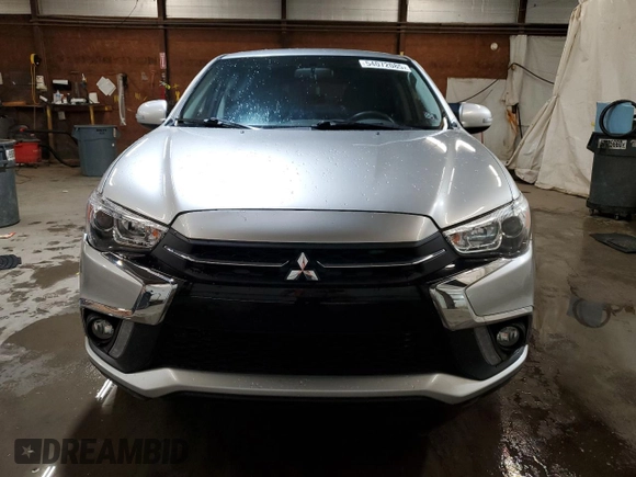2018 Mitsubishi Outlander SE z VIN JA4AR3AW5JU017329, wystawiony jako Copart lot #54072085 z przebiegiem 77 154 mil mil oraz Szkoda całkowita • Salvage title. Historia ofert i sprzedaży dostępna na DreamBid. Obrazek 5.