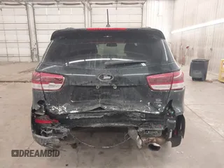 2019 Kia Sorento LX z VIN 5XYPGDA56KG591184, wystawiony jako IAAI lot #41657700 z przebiegiem 82 726 mil mil oraz . Historia ofert i sprzedaży dostępna na DreamBid. Obrazek 17.