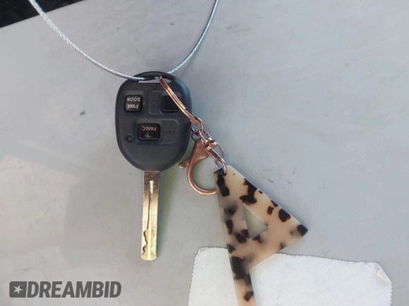 2006 Lexus RX 400h with VIN JTJHW31U460032587, listed as a IAAI auction lot 41838756 with 189,578 mi miles and . Bid and sale history available at DreamBid. Image 11.