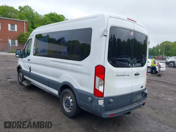 2015 Ford Transit XL с VIN 1FBZX2CM9FKB12990, выставлен на аукционе IAAI как лот 42280597 с пробегом 292 057 миль миль и . История ставок и продаж доступна на DreamBid. Изображение 3.