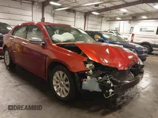 2013 Chrysler 200 Limited with VIN 1C3CCBCG9DN569256, listed as a IAAI auction lot 41711387 with 156,536 mi miles. Bid and sale history available at carsss.com. Image 1.