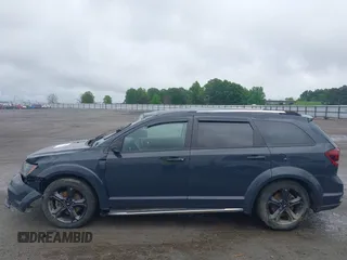 2018 Dodge Journey Crossroad with VIN 3C4PDDGGXJT514620, listed as a IAAI auction lot 42117159 with 110,252 mi miles. Bid and sale history available at carsss.com. Image 20.