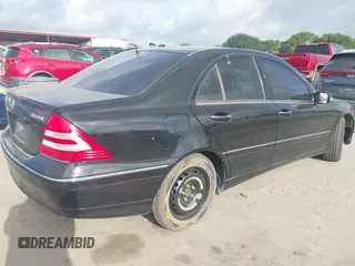 2006 Mercedes-Benz C 280 Luxury с VIN WDBRF92H96F813189, выставлен на аукционе IAAI как лот 42541910 с пробегом Не указан миль и . История ставок и продаж доступна на DreamBid. Изображение 4.