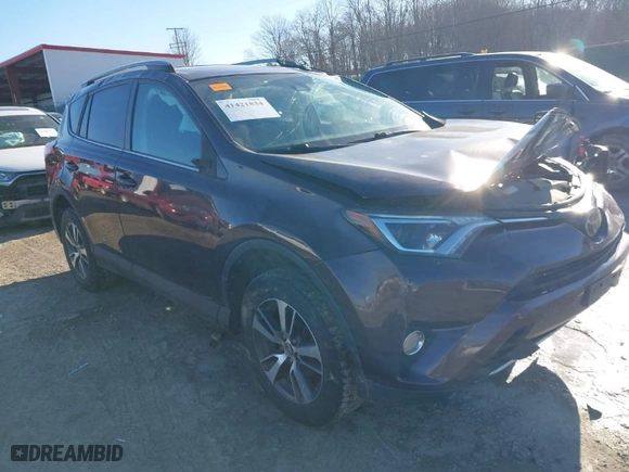 2018 Toyota RAV4 XLE with VIN 2T3RFREV2JW707080, listed as a IAAI auction lot 41421834 with 83,923 mi miles. Bid and sale history available at carsss.com. Image 1.