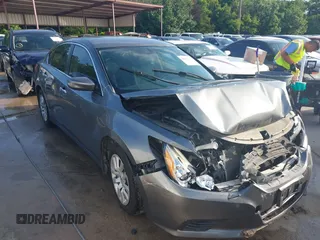 2017 Nissan Altima S z VIN 1N4AL3AP8HC499140, wystawiony jako IAAI lot #42375201 z przebiegiem 166 110 mil mil oraz . Historia ofert i sprzedaży dostępna na DreamBid. Obrazek 13.