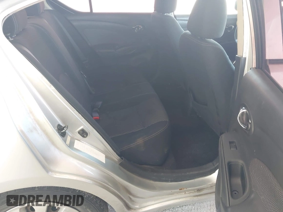 2016 Nissan Versa SV z VIN 3N1CN7APXGL871121, wystawiony jako IAAI lot #42304960 z przebiegiem 137 438 mil mil oraz . Historia ofert i sprzedaży dostępna na DreamBid. Obrazek 8.
