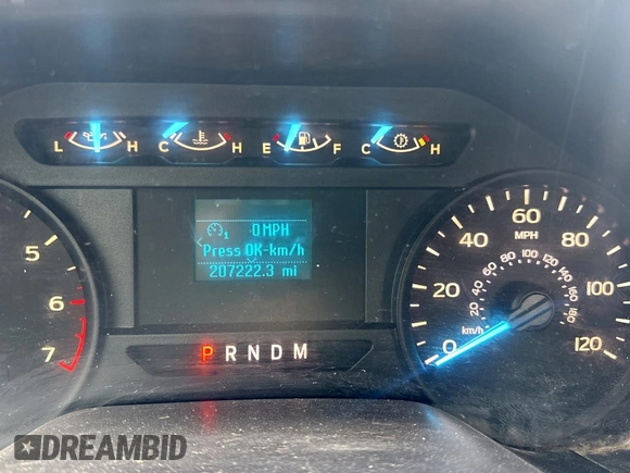 2018 Ford F-150 XL with VIN 1FTMF1C53JKF40347, listed as a Copart auction lot 63626035 with 207,222 mi miles and Clean title. Bid and sale history available at DreamBid. Image 8.