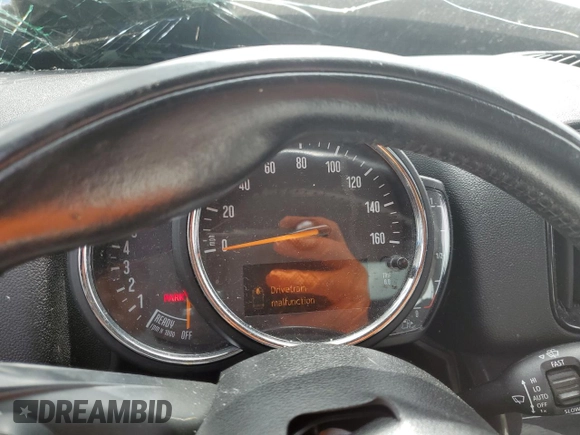 2020 MINI Countryman Cooper with VIN WMZYW5C03L3L13685, listed as a Copart auction lot 58035445 with Not provided miles and Salvage title. Bid and sale history available at DreamBid. Image 9.