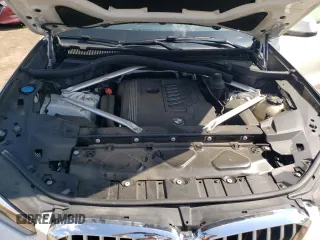 2020 BMW X5 xDrive40i z VIN 5UXCR6C08L9B56824, wystawiony jako Copart lot #53701715 z przebiegiem 85 189 mil mil oraz Szkoda całkowita • Salvage title. Historia ofert i sprzedaży dostępna na DreamBid. Obrazek 12.