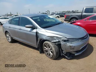 2015 Chrysler 200 Limited z VIN 1C3CCCAB1FN701975, wystawiony jako IAAI lot #42153427 z przebiegiem 176 261 mil mil oraz . Historia ofert i sprzedaży dostępna na DreamBid. Obrazek 1.