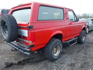 1995 Ford Bronco Custom with VIN 1FMEU15H3SLB26333, listed as a IAAI auction lot 41969398 with Not Provided miles and . Bid and sale history available at DreamBid. Image 4.