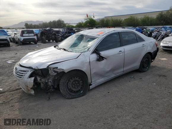 2008 Toyota Camry LE z VIN 4T1BE46K48U790865, wystawiony jako Copart lot #53522695 z przebiegiem 106 293 mil mil oraz Szkoda całkowita • Salvage title. Historia ofert i sprzedaży dostępna na DreamBid. Obrazek 1.