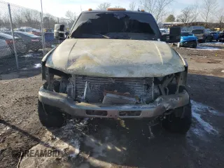 2005 GMC Sierra 2500HD SLT z VIN 1GTHK23265F906597, wystawiony jako Copart lot #86837064 z przebiegiem Nie podano mil oraz Szkoda całkowita • Salvage title. Historia ofert i sprzedaży dostępna na DreamBid. Obrazek 5.