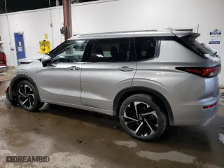 2024 Mitsubishi Outlander SEL with VIN JA4J4WA84RZ009089, listed as a Copart auction lot 45762515 with 42,004 mi miles and Salvage Title. Bid and sale history available at carsss.com. Image 2.