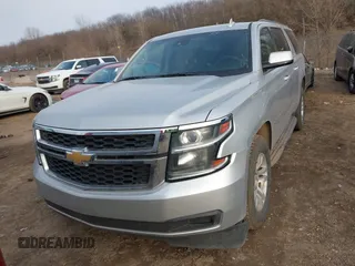 2017 Chevrolet Suburban LT with VIN 1GNSKHKC2HR240545, listed as a IAAI auction lot 41571093 with 33,933 mi miles. Bid and sale history available at carsss.com. Image 12.