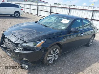 2020 Nissan Altima 2.5 S with VIN 1N4BL4BV4LC242265, listed as a IAAI auction lot 40421547 with 113,010 mi miles. Bid and sale history available at carsss.com. Image 23.