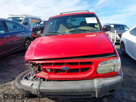 1999 Ford Explorer with VIN 1FMZU32X5XUB99942, listed as a IAAI auction lot 41204906 with 212,882 mi miles and . Bid and sale history available at DreamBid. Image 12.
