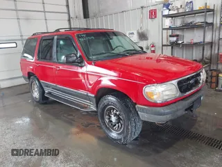1998 Ford Explorer XLT z VIN 1FMZU35P3WUA50049, wystawiony jako IAAI lot #42239678 z przebiegiem 159 126 mil mil oraz . Historia ofert i sprzedaży dostępna na DreamBid. Obrazek 1.