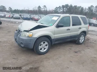 2005 Ford Escape XLT with VIN 1FMYU93135DA07844, listed as a IAAI auction lot 41786019 with 118,840 mi miles. Bid and sale history available at carsss.com. Image 17.