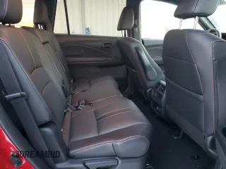 2022 Honda Passport TrailSport z VIN 5FNYF8H66NB007634, wystawiony jako Copart lot #88159235 z przebiegiem 31 590 mil mil oraz Szkoda całkowita • Salvage title. Historia ofert i sprzedaży dostępna na DreamBid. Obrazek 11.