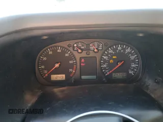 2003 Volkswagen EuroVan MV с VIN WV2MB47053H012029, выставлен на аукционе Copart как лот 68222234 с пробегом 247 494 миль миль и Списание • Salvage title. История ставок и продаж доступна на DreamBid. Изображение 9.