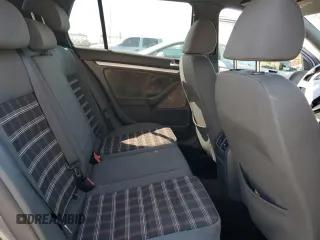 2008 Volkswagen GTI z VIN WVWHV71K98W216614, wystawiony jako Copart lot #50588645 z przebiegiem 272 440 mil mil oraz Szkoda całkowita • Salvage title. Historia ofert i sprzedaży dostępna na DreamBid. Obrazek 10.
