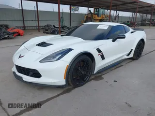 2018 Chevrolet Corvette Grand Sport 2LT with VIN 1G1YY2D73J5106468, listed as a IAAI auction lot 41790853 with 10,646 mi miles. Bid and sale history available at carsss.com. Image 18.