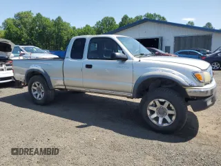 2001 Toyota Tacoma with VIN 5TEWM72N61Z859465, listed as a Copart auction lot 63696605 with 273,096 mi miles and Clean title. Bid and sale history available at DreamBid. Image 4.