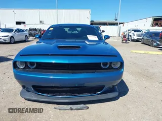 2022 Dodge Challenger GT z VIN 2C3CDZJG5NH118134, wystawiony jako IAAI lot #41732706 z przebiegiem 44 208 mil mil oraz . Historia ofert i sprzedaży dostępna na DreamBid. Obrazek 13.