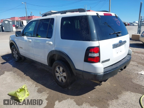 2007 Ford Explorer XLT with VIN 1FMEU63EX7UB18883, listed as a IAAI auction lot 41659489 with 191,892 mi miles. Bid and sale history available at carsss.com. Image 3.