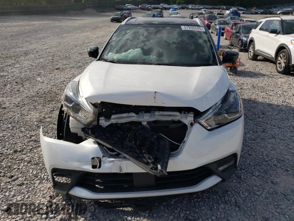 2020 Nissan Kicks SR z VIN 3N1CP5DV8LL477913, wystawiony jako Copart lot #57950245 z przebiegiem 31 009 mil mil oraz Szkoda całkowita • Salvage title. Historia ofert i sprzedaży dostępna na DreamBid. Obrazek 5.