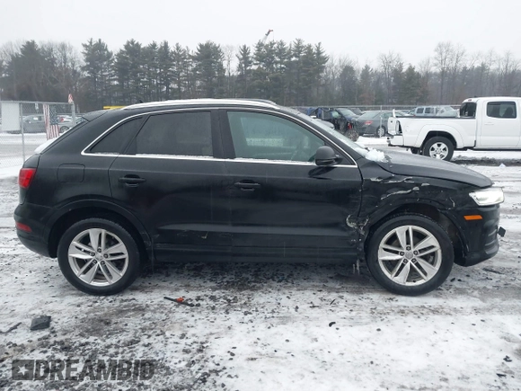 2017 Audi Q3 Premium Plus z VIN WA1JCCFS5HR000986, wystawiony jako IAAI lot #41471543 z przebiegiem 68 087 mil mil oraz . Historia ofert i sprzedaży dostępna na DreamBid. Obrazek 13.